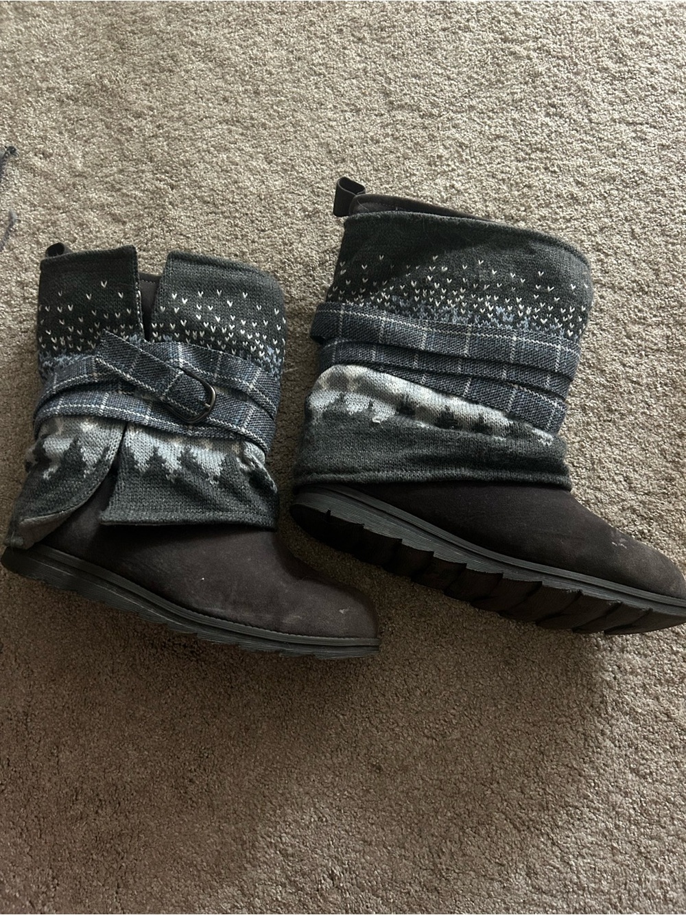 White Mountain Gray Knit Cuff Winter Boots
